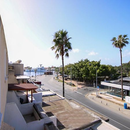 Phaedrus Living - Seaside Executive Flat Harbour 201 Apartment Paphos Bagian luar foto